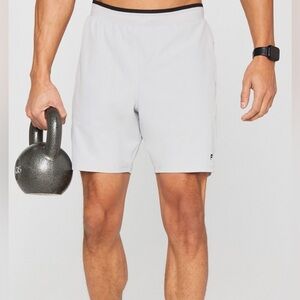 Fabletics The Fundamental Short II Lined 7in Mineral Grey L